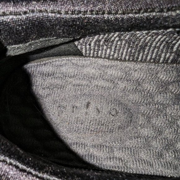 Clarks Privo Ryegrass Eggplant Purple Suede Walking Shoe Hook & Loop size 8.5 - Picture 9 of 9